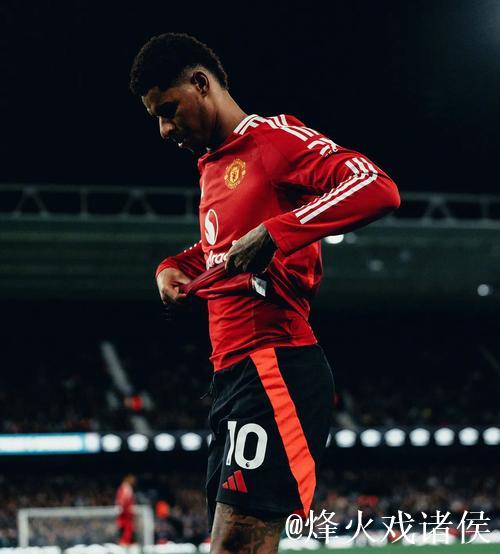 泰勒-亚当斯：期待在特别的老特拉福德迎战曼联